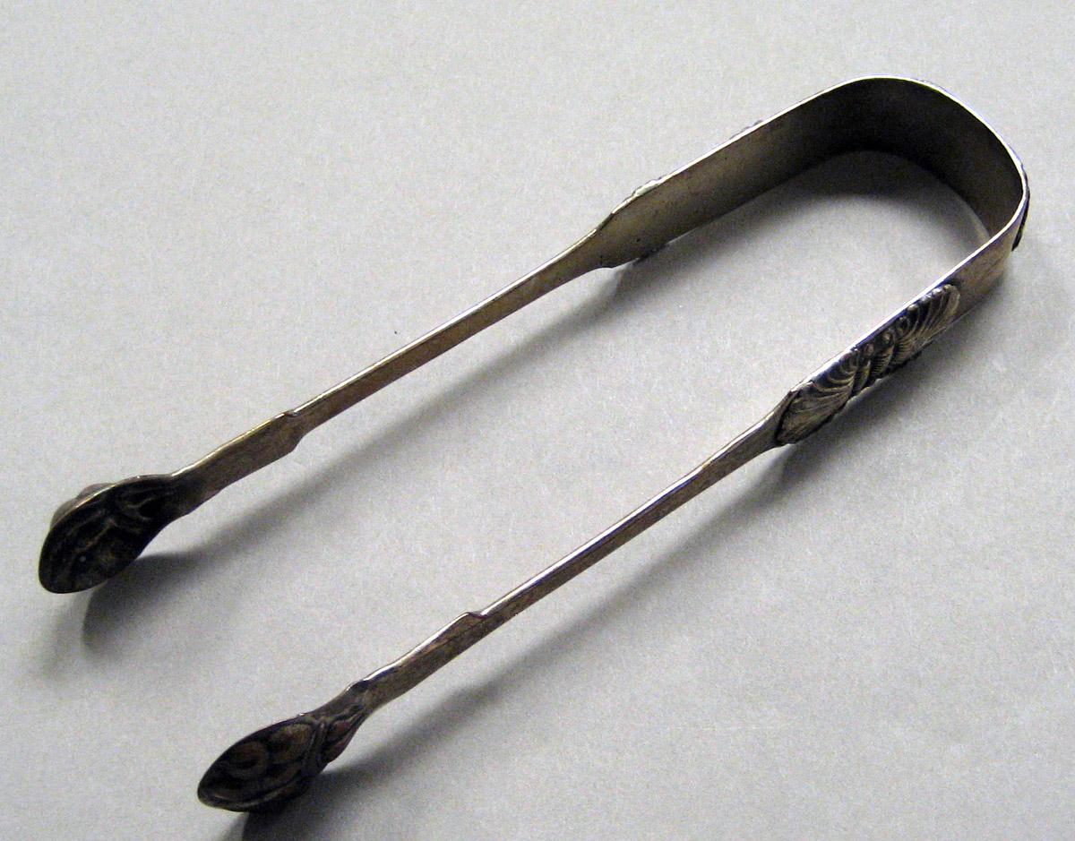 1998.0004.3486 Silver Tongs view 2