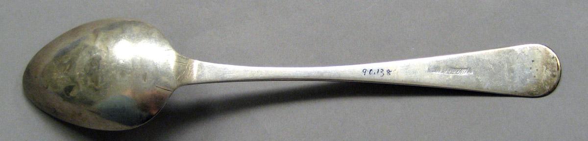 1998.0004.3489 Silver Spoon underside
