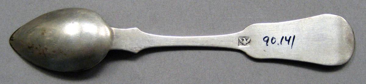 1998.0004.3492 Silver Spoon underside