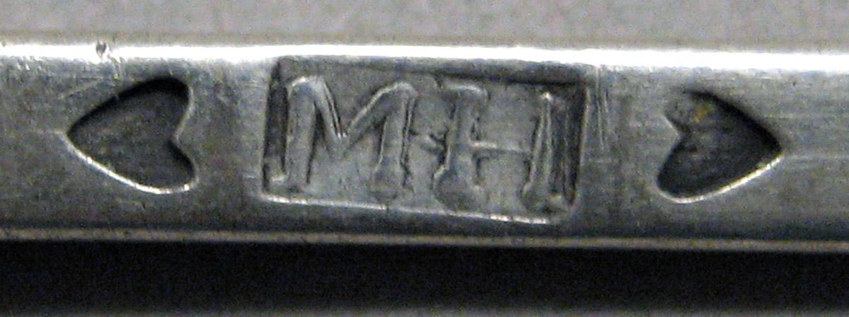 1998.0004.3497.001 Silver Spoon mark