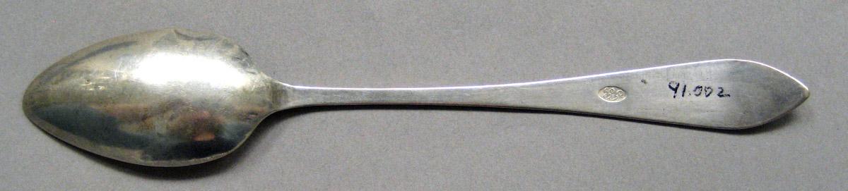 1998.0004.3502 Silver spoon underside