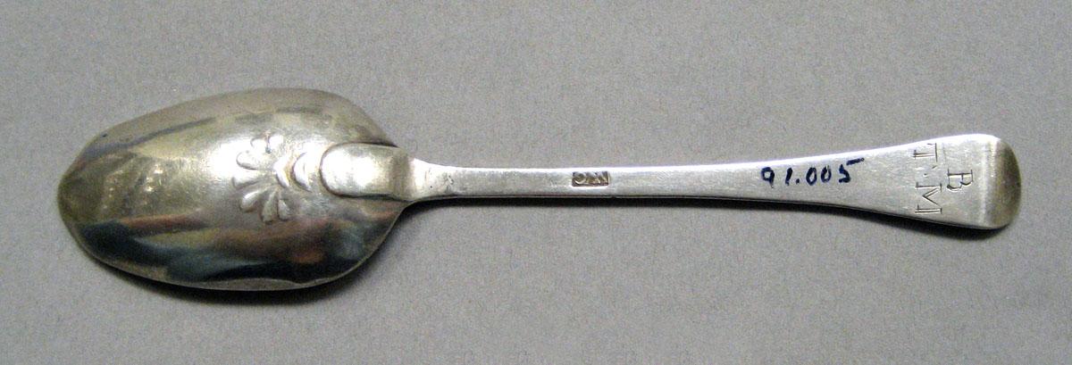 1998.0004.3505 Silver spoon underside