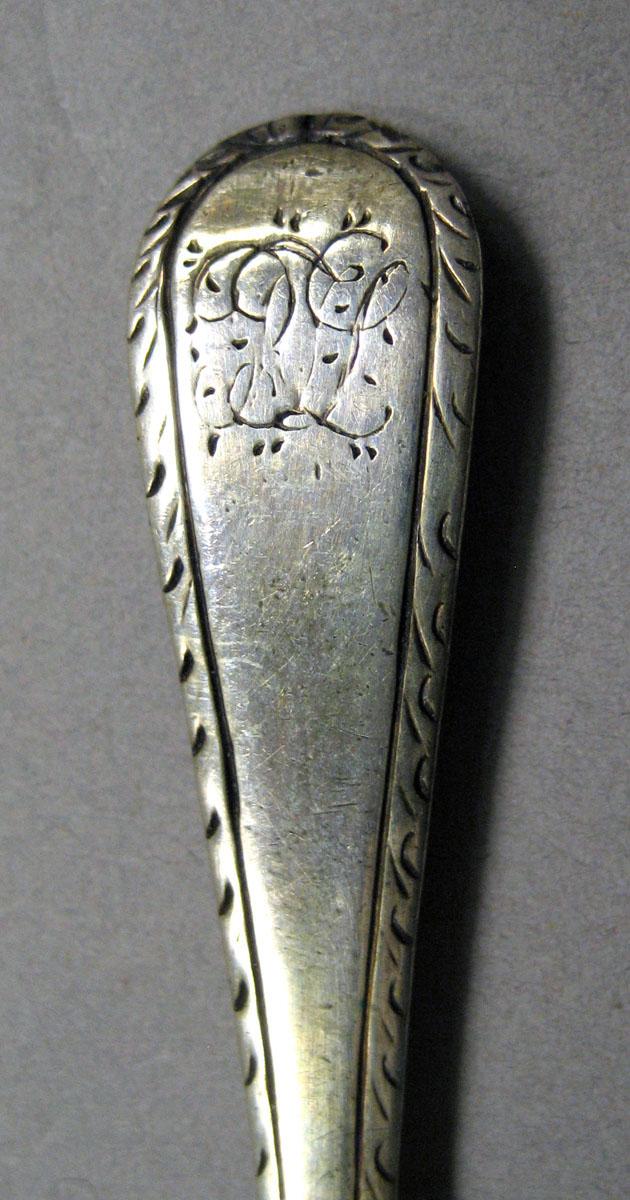 1998.0004.3507.001 Silver salt spoon engraving