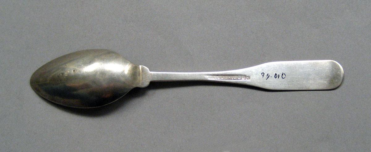1998.0004.3510  Silver spoon underside