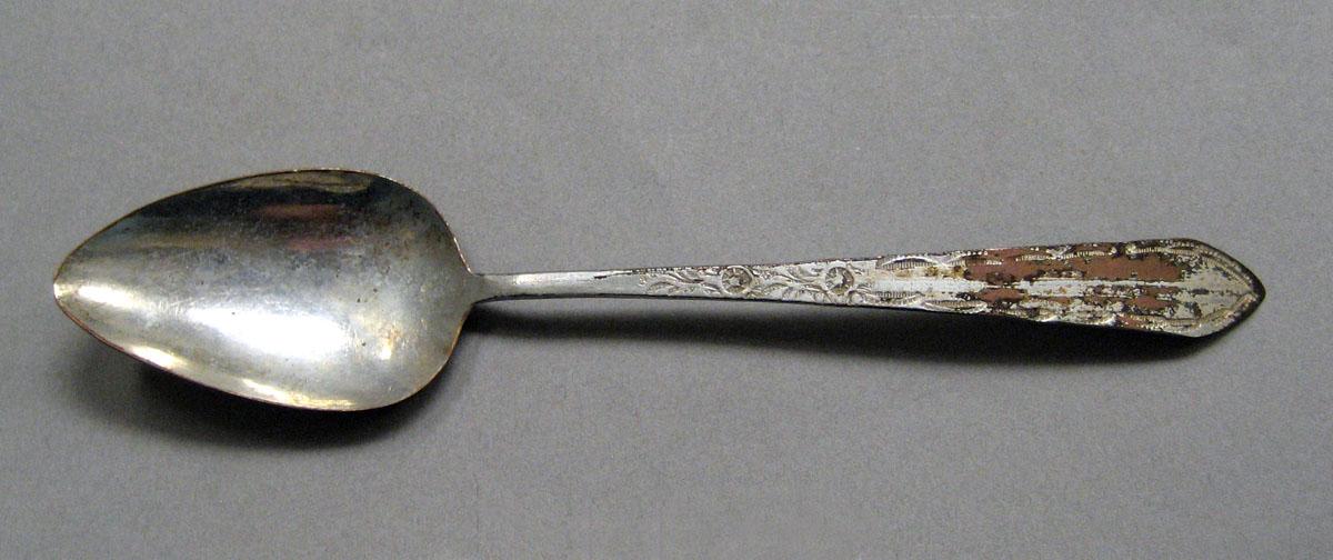 1998.0004.3512.001 Silver spoon upper surface