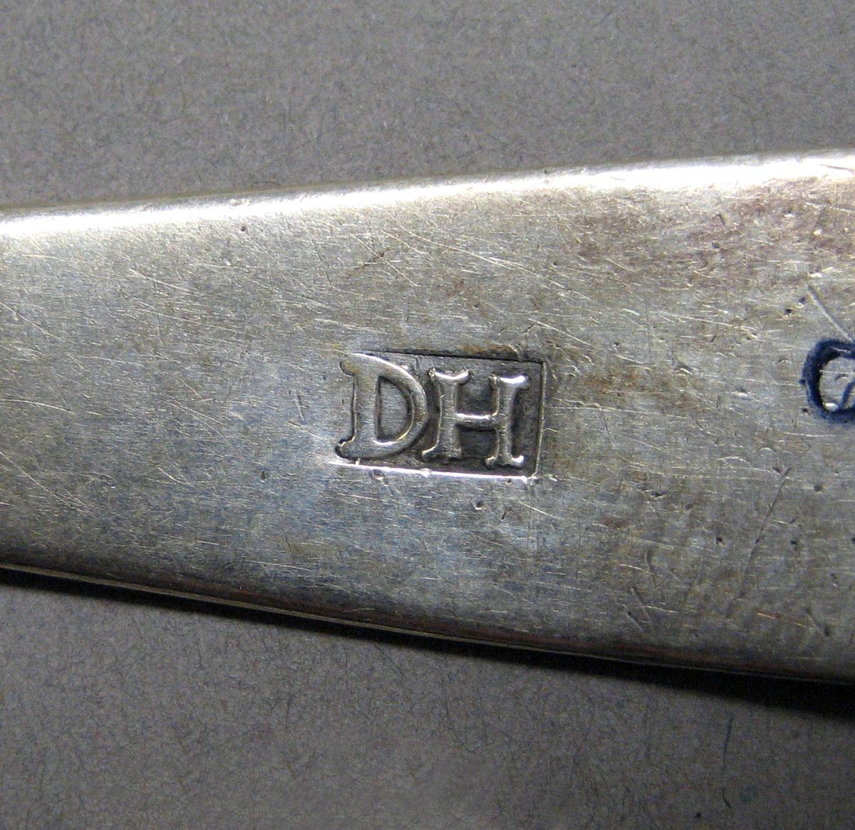 1998.0004.3515 Silver spoon mark