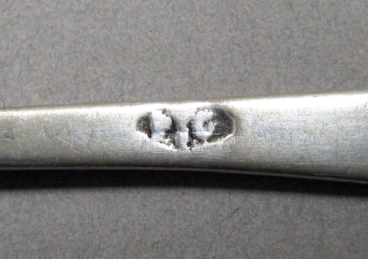 1998.0004.3516.001 Silver spoon mark