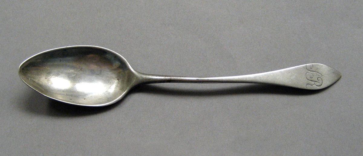 1998.0004.3516.002 Silver spoon upper surface