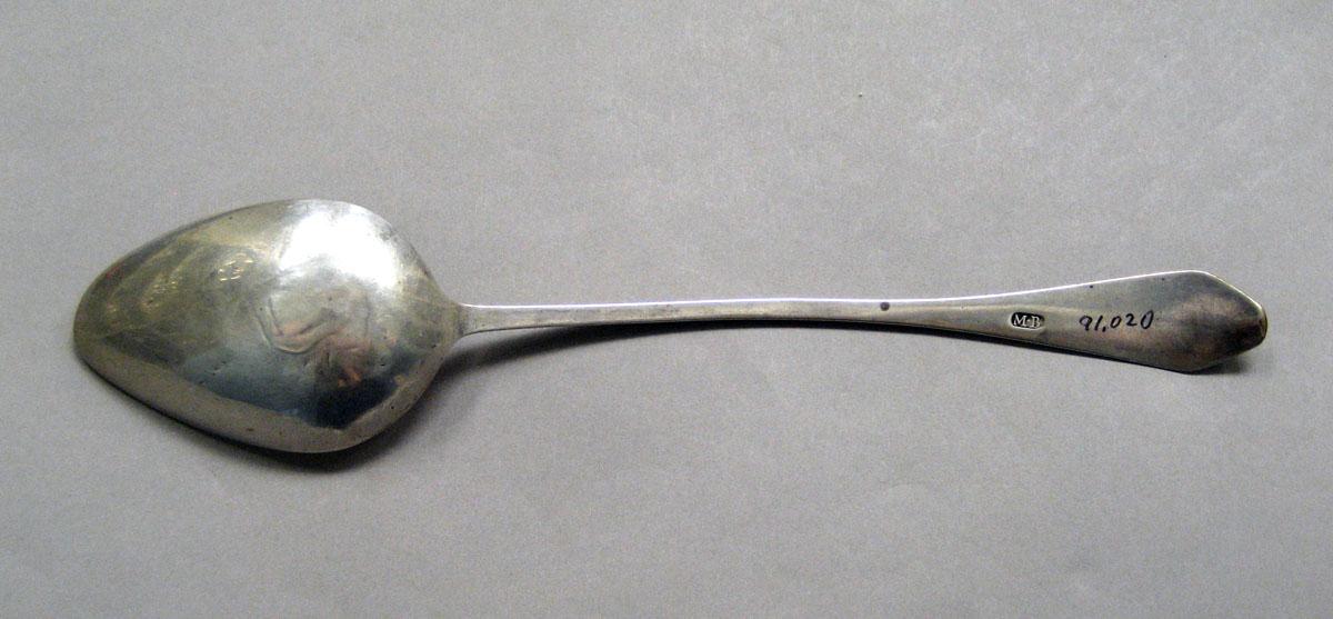 1998.0004.3520 Silver spoon underside