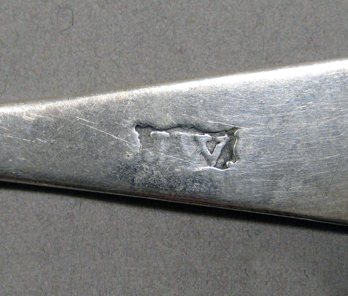 1998.0004.3521.002 Silver spoon mark