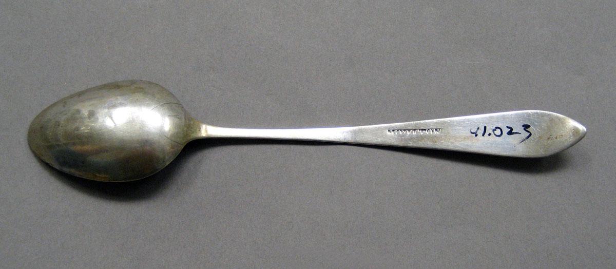 1998.0004.3523 Silver spoon underside