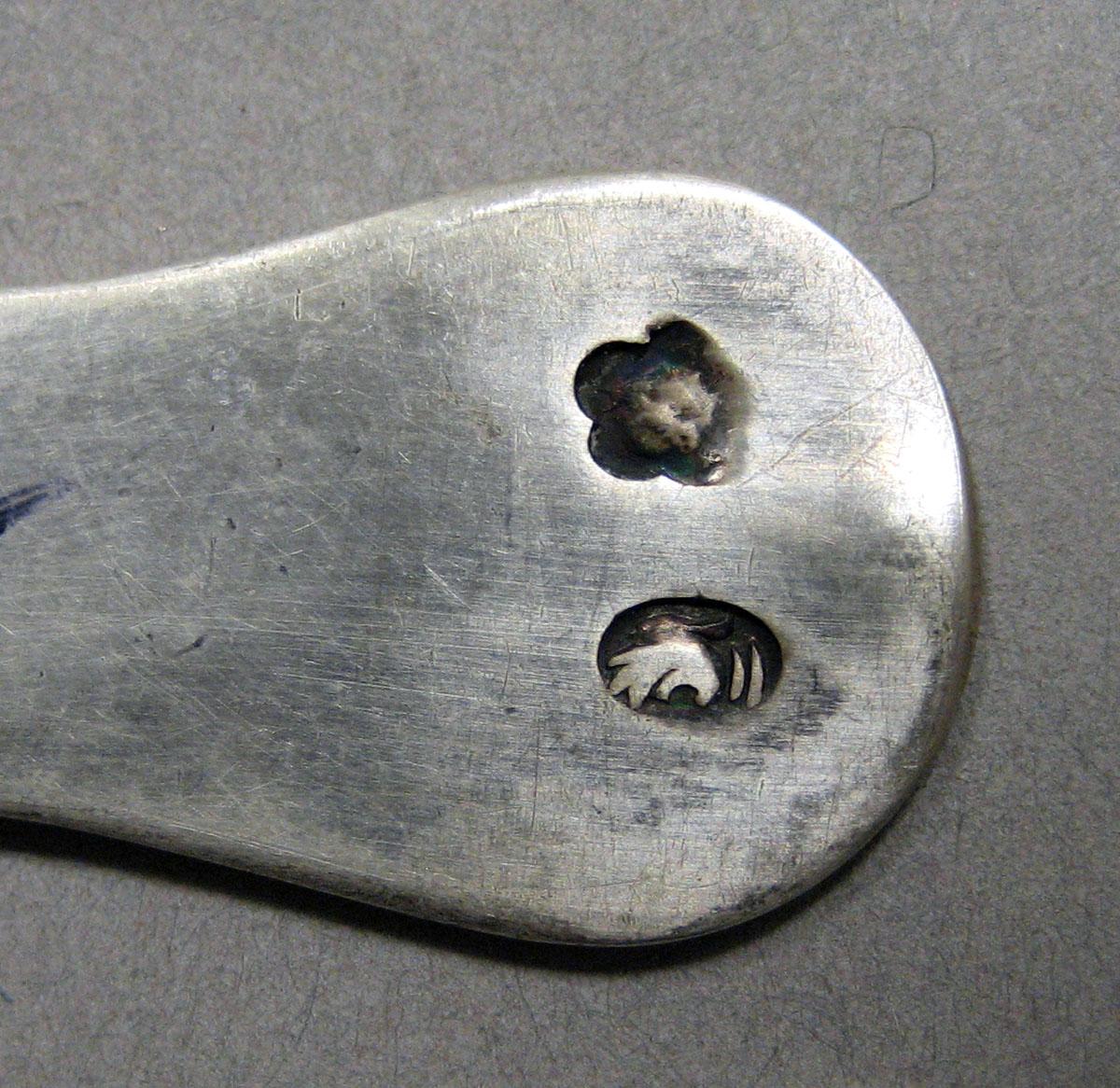 1998.0004.3527.001 Silver spoon mark