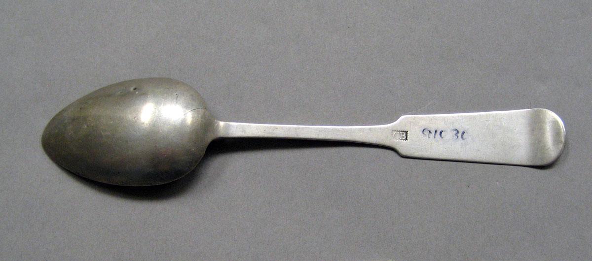1998.0004.3529 Silver spoon underside