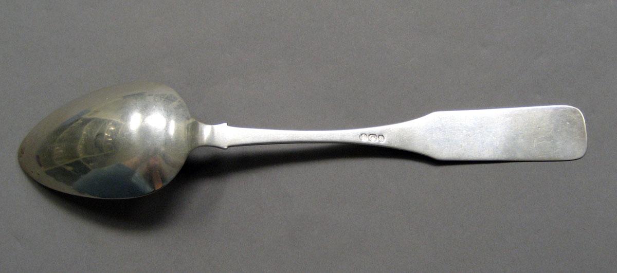 1998.0004.3534.001 Silver spoon underside