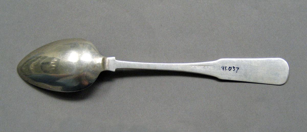 1998.0004.3536 Silver spoon underside