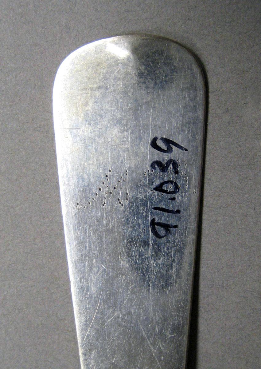 1998.0004.3538.001 Silver spoon engraving