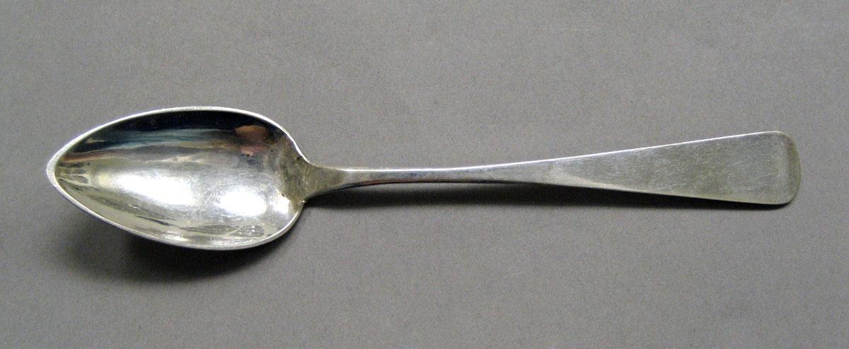 1998.0004.3538.005 Silver spoon upper surface
