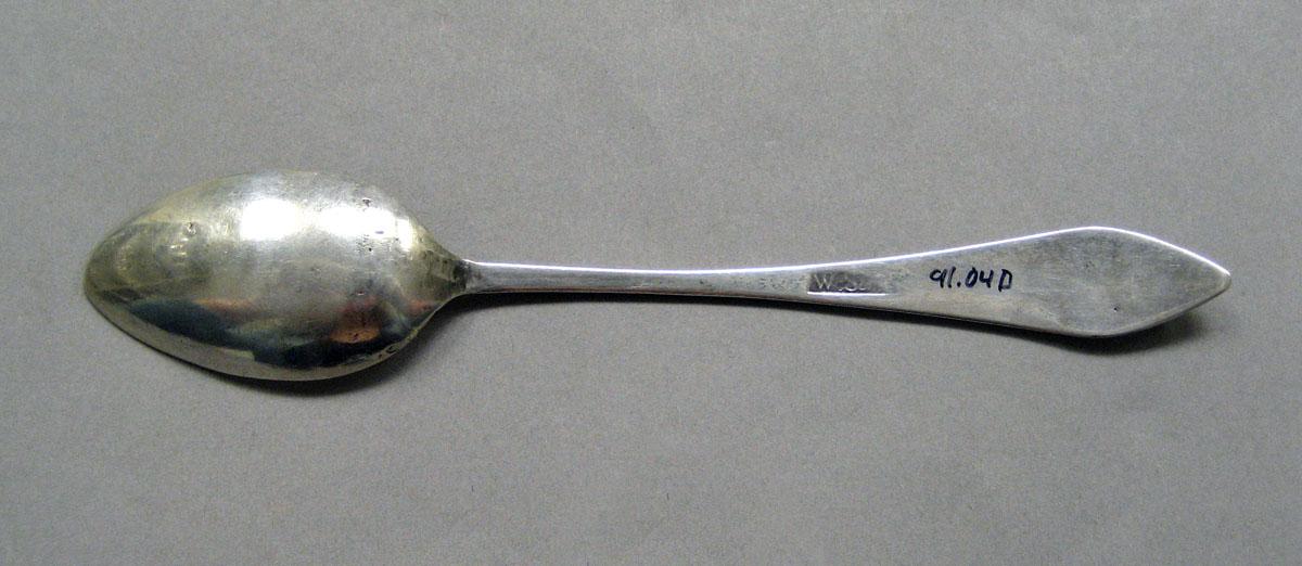 1998.0004.3539 Silver spoon underside