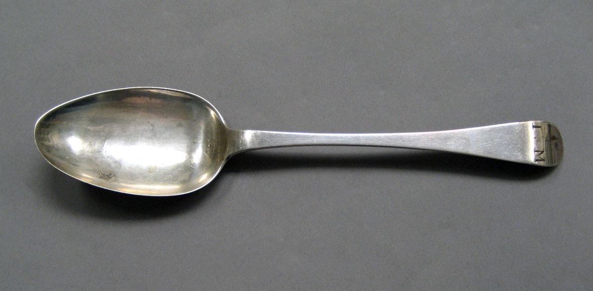 1998.0004.3541 Silver spoon upper surface