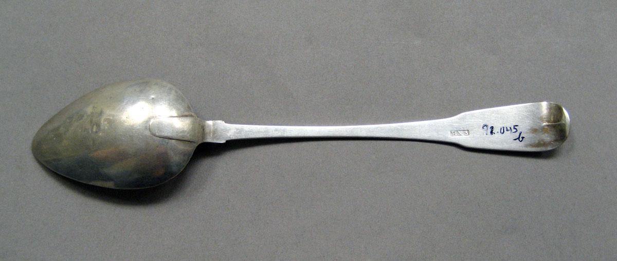 1998.0004.3542.002 Silver spoon underside