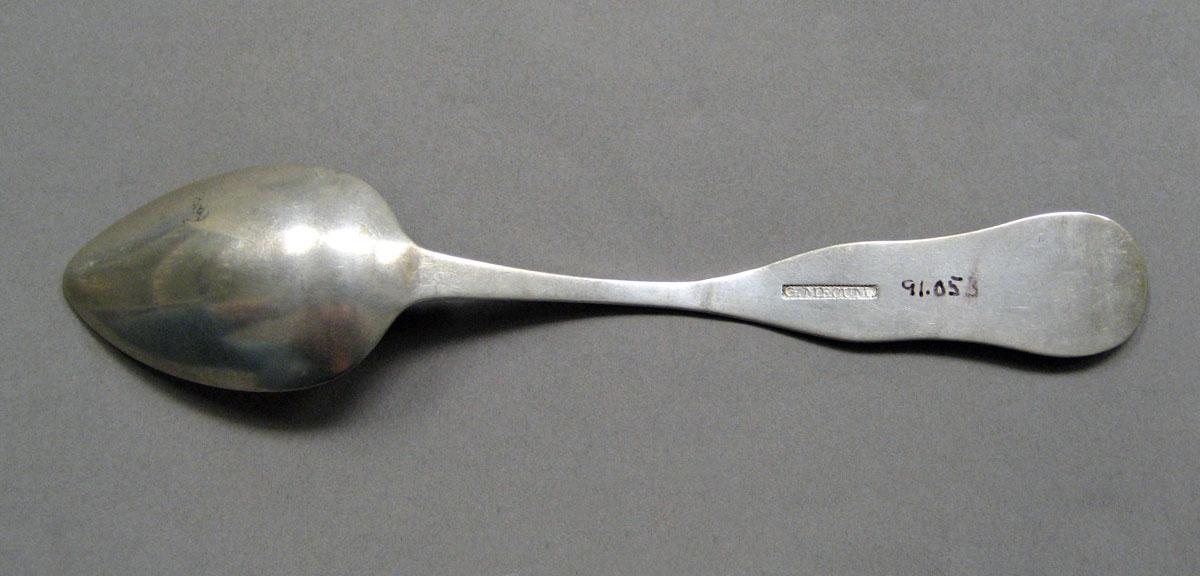 1998.0004.3549.003 Silver spoon underside