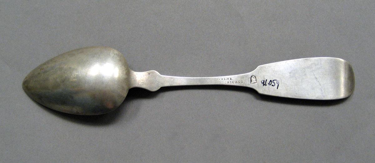1998.0004.3555.002 Silver spoon underside