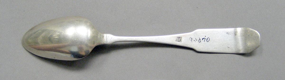 1998.0004.3566.005 Silver spoon underside