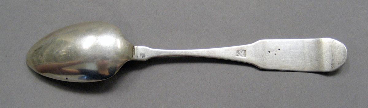 1998.0004.3566.006 Silver spoon underside