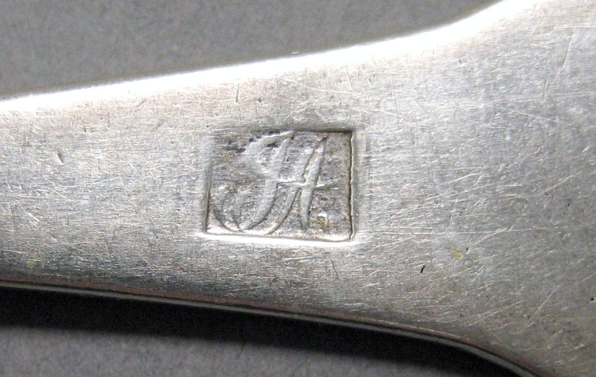 1998.0004.3566.006 Silver spoon mark