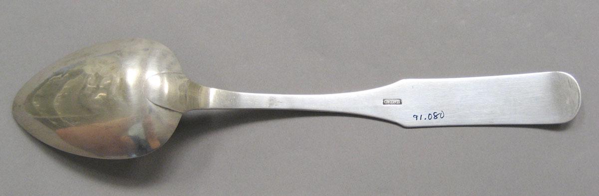 1998.0004.3576.002 Silver spoon underside