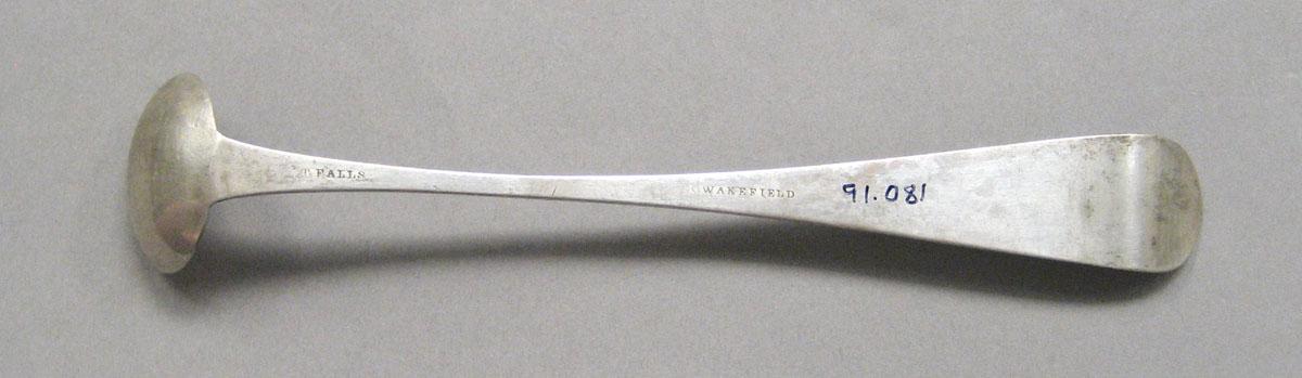1998.0004.3577 Silver spoon underside