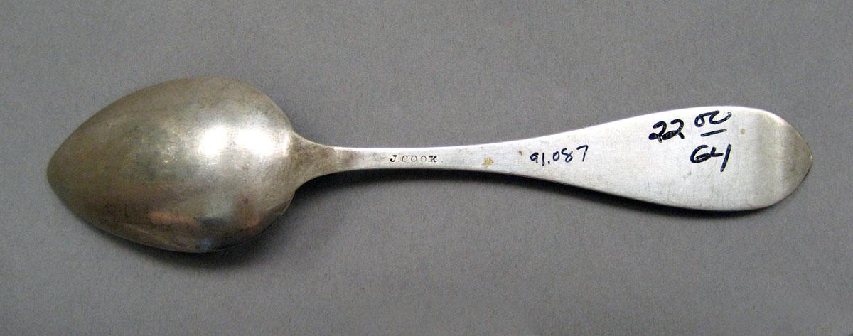 1998.0004.3583 Silver spoon underside