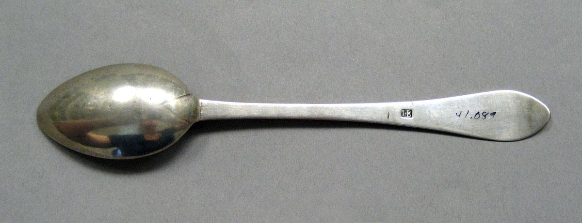 1998.0004.3585.002 Silver Spoon underside
