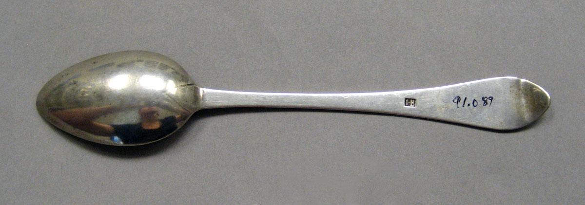 1998.0004.3585.005 Silver Spoon underside