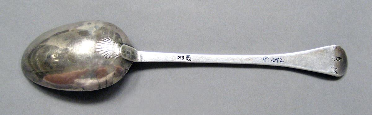 1998.0004.3588 Silver spoon underside