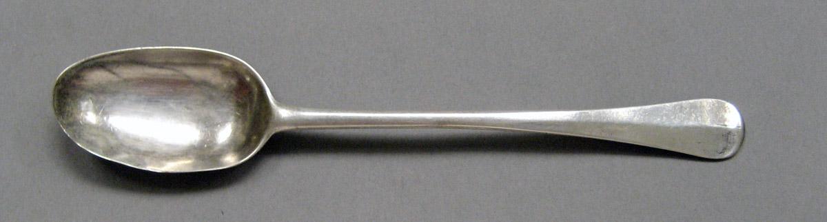 1998.0004.3589.001 Silver spoon upper surface
