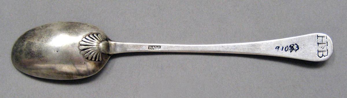 1998.0004.3589.001 Silver spoon underside