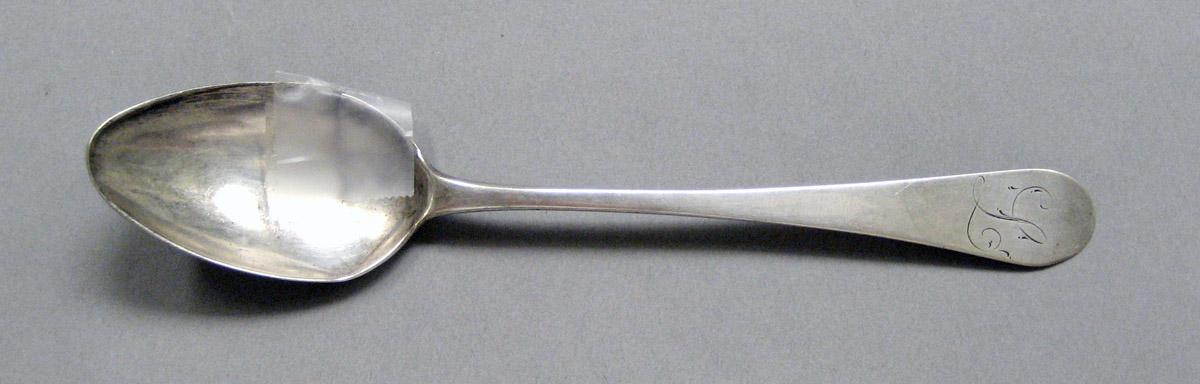 1998.0004.3590 Silver spoon upper surface
