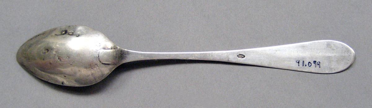 1998.0004.3595 Silver spoon underside