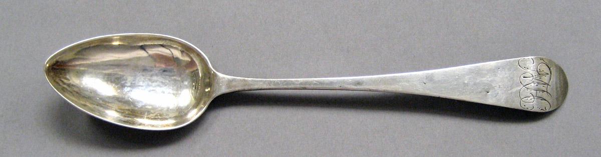 1998.0004.3600 Silver spoon upper surface