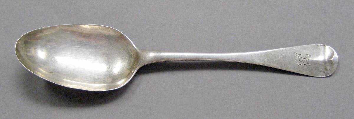 1998.0004.3602 Silver spoon upper surface