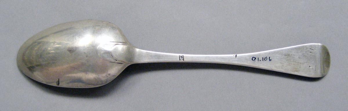 1998.0004.3602 Silver spoon underside