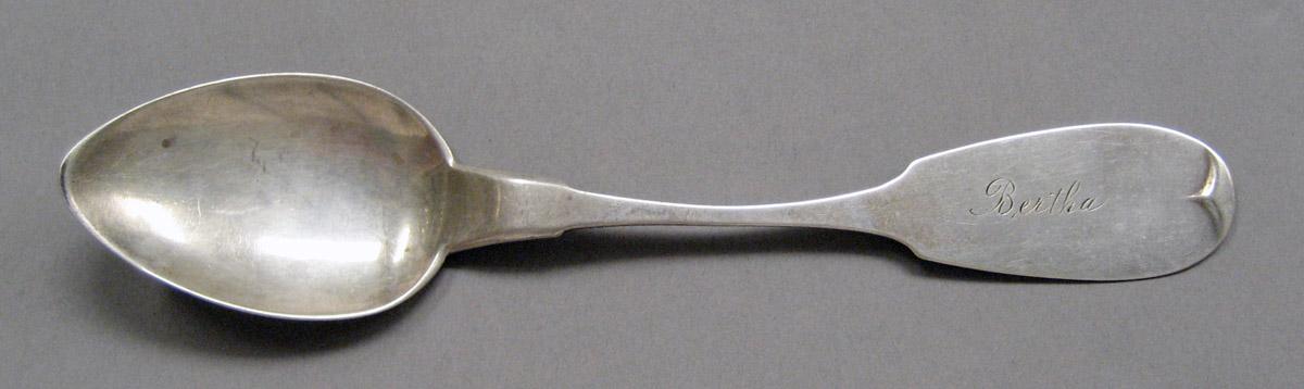 1998.0004.3605 Silver spoon upper surface