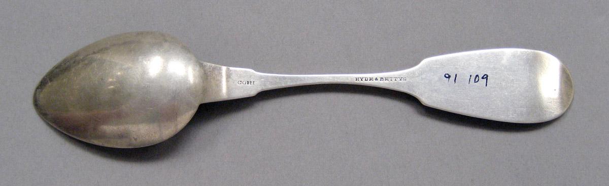 1998.0004.3605 Silver spoon underside