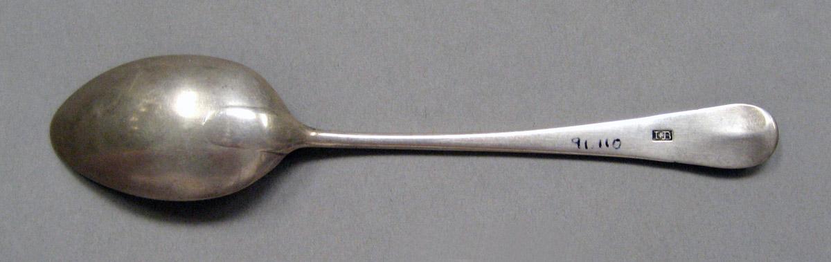 1998.0004.3606 Silver spoon underside