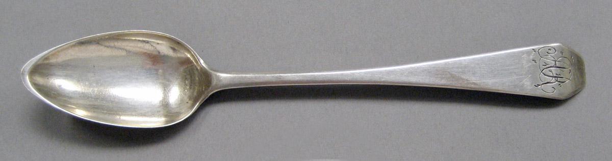 1998.0004.3607 Silver spoon upper surface