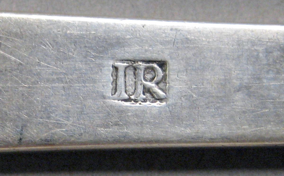 1998.0004.3608 Silver spoon mark