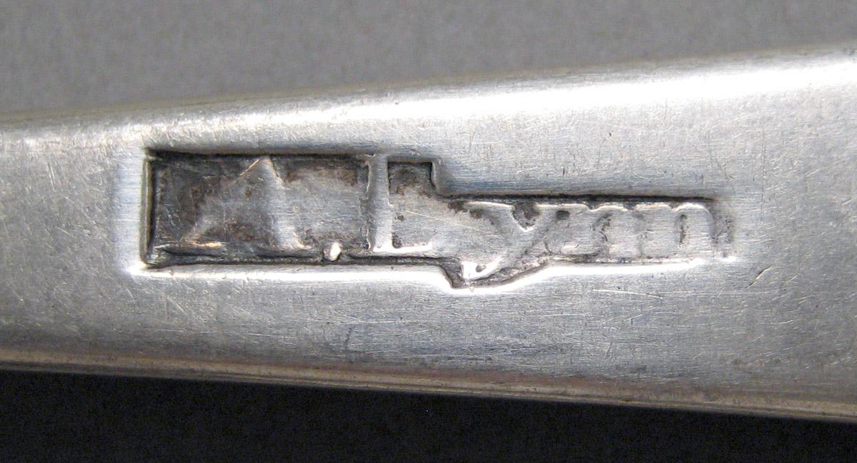 1998.0004.3609 Silver spoon upper mark