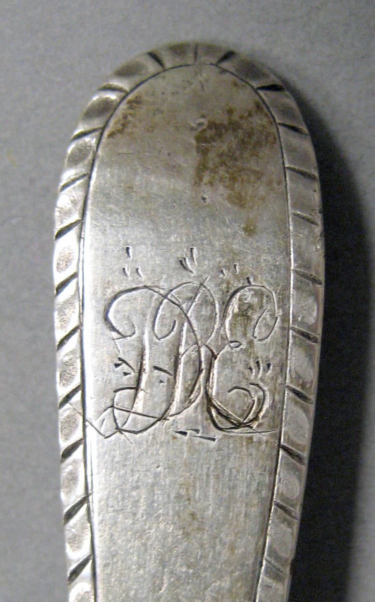 1998.0004.3617.001 Silver spoon engraving