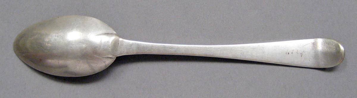 1998.0004.3617.003 Silver spoon underside